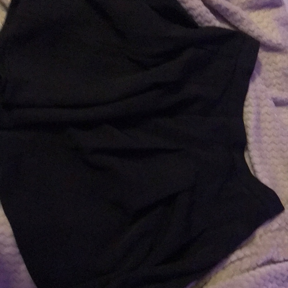Skater skirt all black worn once